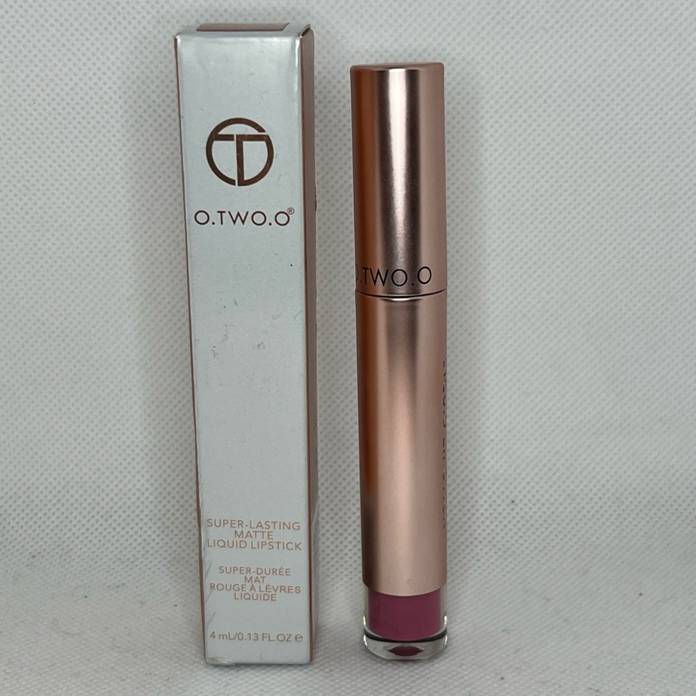 O.TWO.O Matte Liquid Lipstick RGL09